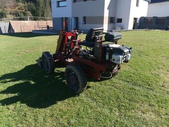 Nakladač 4x4 hydrostat - 2