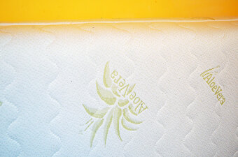 Penový matrac 90 × 200 cm - 2