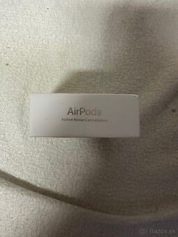Apple AirPods 4 ANC - 2