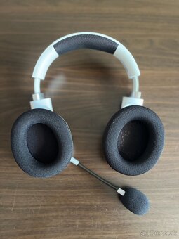 RAZER KAIRA Pro Headset pre XBOX - 2