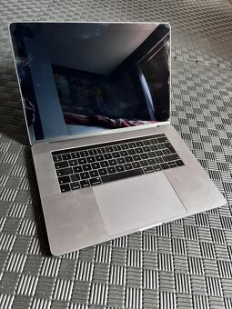 MacBook Pro - 2