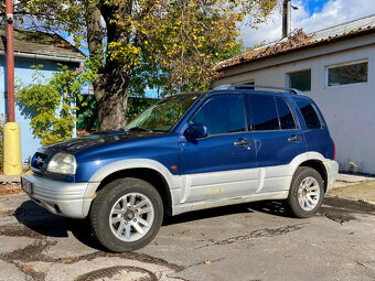 Suzuki Grand Vitara 2.0 - 2