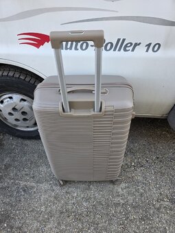 Predám kufor 20kg - 2