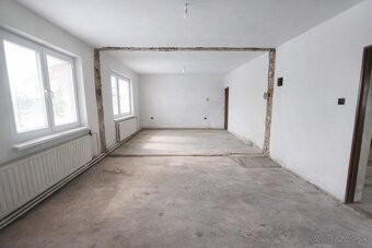 PREDAJ rodinný dom pri parku - 2