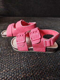 sandále - 2