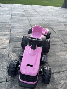Detský elektrický traktor - 2