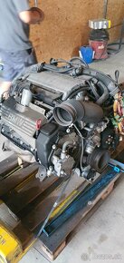 Diely motora X5 4.8is 265kw N62B48 - 2