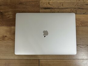 Apple Macbook Pro 15" TB (mid 2018) i7, 16gb, 256gb, 4xUSB-C - 2