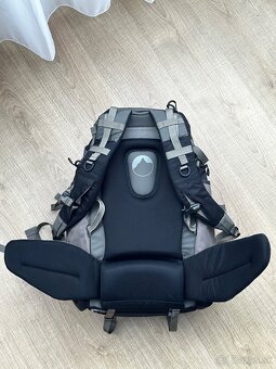 Batoh LowePro Trekker 400 AW - 2