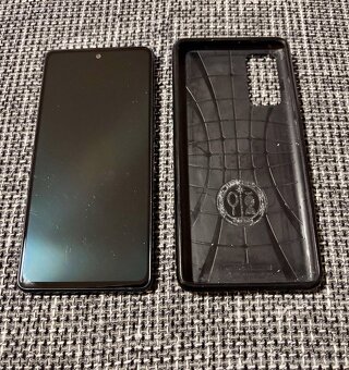 Samsung Galaxy S20 FE - 2