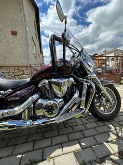 Suzuki VLR1800 - 2