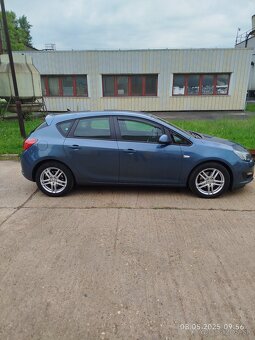 Opel Astra J 1.7 CDTI - 2
