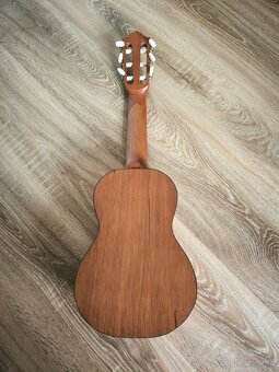 Guitalele Yamaha natural - 2