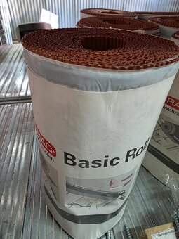 Bramac Basicroll hrebeňový vetrací pás tehlovo červený - 2