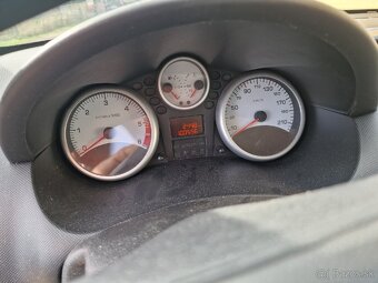 Peugeot 206+ - 2