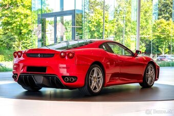 Ikonické Ferrari F430 - 2