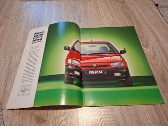 Prospekt Škoda Felicia 31 strán - 2