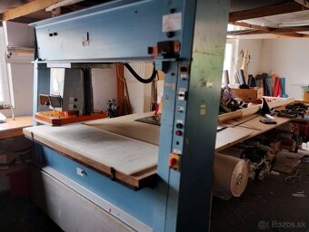 Predáme výsekový lis USM - 2