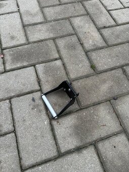 Držiak navigácie alebo mobilného telefónu - 2