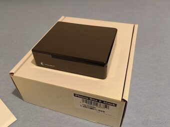 Pro-Ject Phono Box E (čierny) TOP STAV - 2