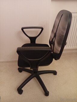 kancelarska detska stolicka Pariz - 2