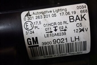 opel zafira svetlo 2013+ - 2