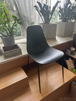 https://kavehome.com/en/en/p/whatts-chair-with-steel-legs-in - 2