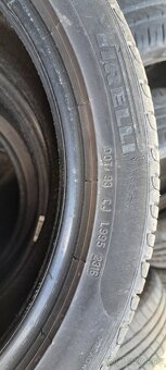225/45R17 - 2