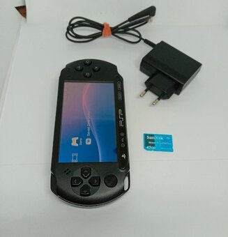 Sony PSP-E1004 Street + karta 2gb - 2