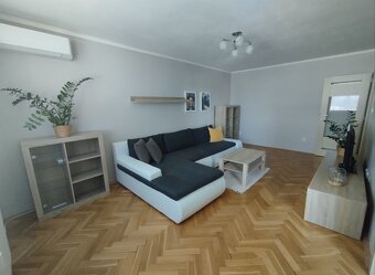 Dvojizbový byt, Levice - 2