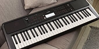 Klávesy Yamaha - 2