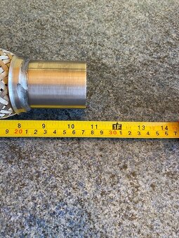 Nerezový pletenec s nátrubkom 45 x 270 mm - 2