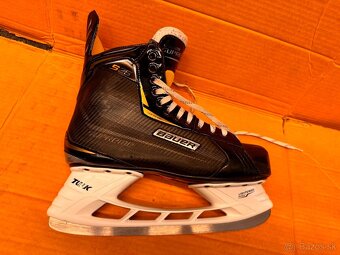 BRUSLE BAUER SUPREME S25 vel. 47/11 R - 2