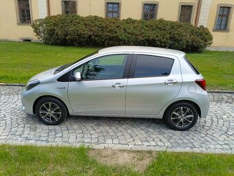 Toyota Yaris Hybrid 2016 FACELIFT AUTOMAT - 2