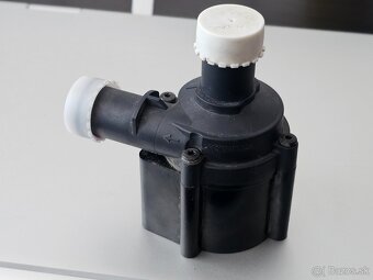 Prídavné čerpadlo vody 2.0tdi - 2