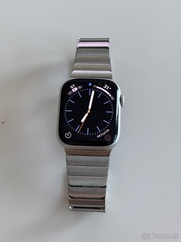 Apple Watch Series 9 45mm Silver Aluminum Case - 2