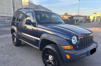 JEEP CHEROKEE 2.8 CRD Sport - 2