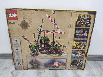 LEGO 21322 Pirates of Barracuda Bay - 2