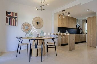 El Paraíso Nový development - 2