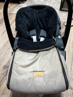 Fusak do vajíčka/autosedačky - 2