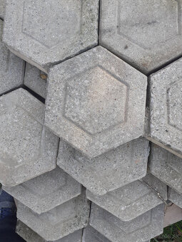 Zámková dlažba - 2