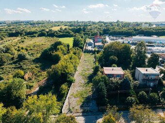 Prenájom pozemku 1704 m2, Nitra – 100 m od vstupu na R1 - 2