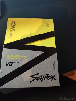 Myš Scyrox V8 - 2