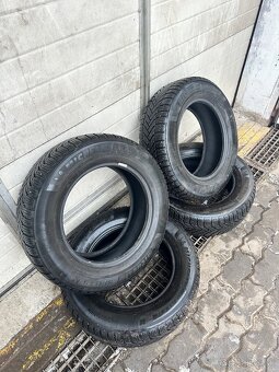 MICHELLIN ZIMNÉ PNEU 195/65 R15 - 2