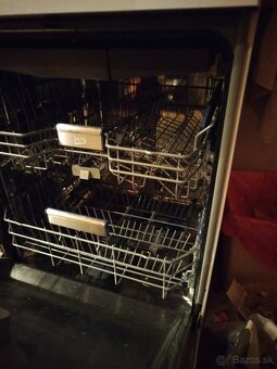 Umývačka riadu Beko DEN38530WAD - 2