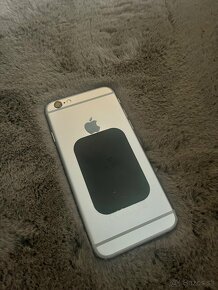 Predam Iphone S na suciastky - 2