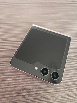 Samsung Zflip 5 - 2
