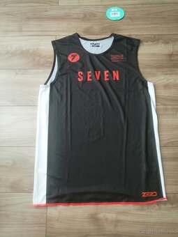 Seven Zero - 2