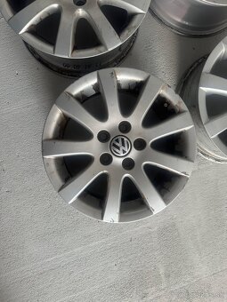 Volkswagen disky r14 - 2