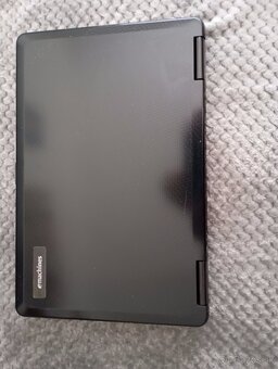 predám notebook ACER EMACHINES E725 , WINDOWS 8 - 2